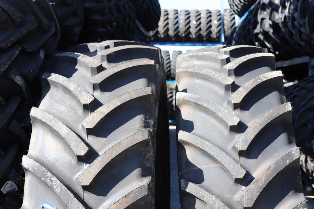 Cauciucuri Radiale 650/65R42 Mitas Noi pentru Tractor Case Pret cu TVA