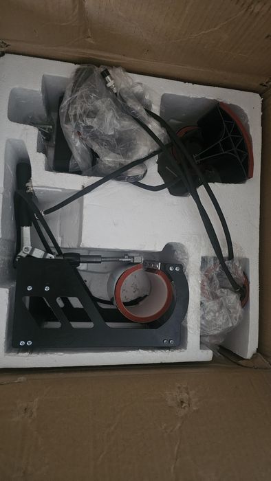 presa termica multifunctionala pentru sublimare/personalizare tricouri, cani, sepci si alte produse