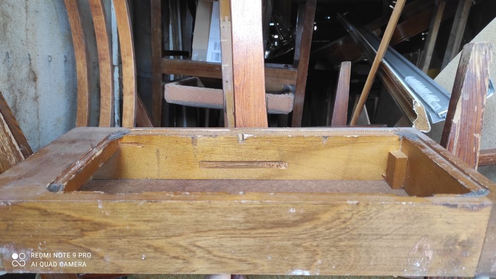 Ремень на швейную машинку.