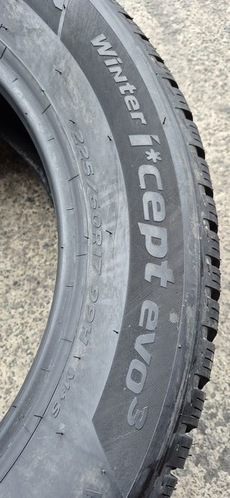 4 anvelope iarna noi Hankook 225/60/17,dot 2025.Pretul este pe bucata.
