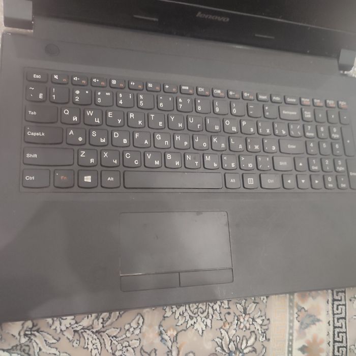 Ноутбук на запчасти