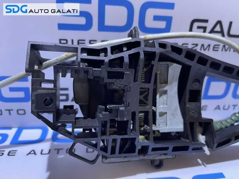 Suport Maner Interior cu Sufa Cablu Tija Broasca Incuietoare Usa Portiera Dreapta Spate BMW Seria 3 F30 F31 2011 - 2019 Cod 7332268 51227332268