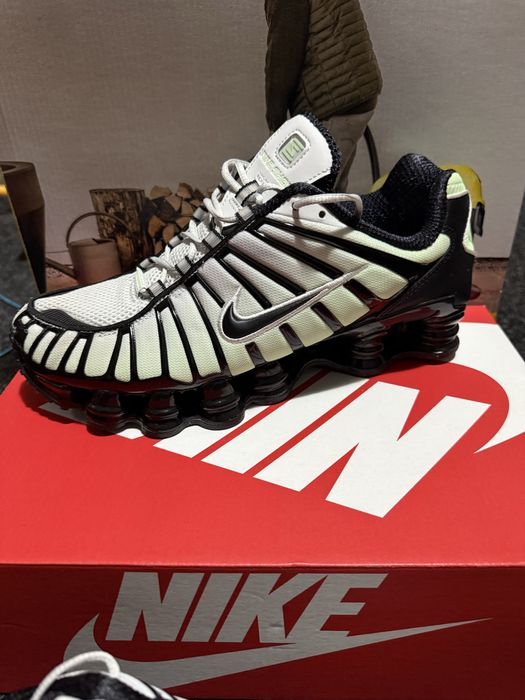 Nike Shox TL model nou