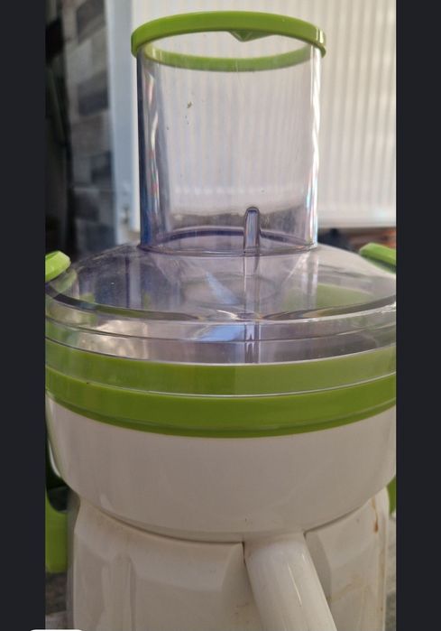 Storcător de fructe