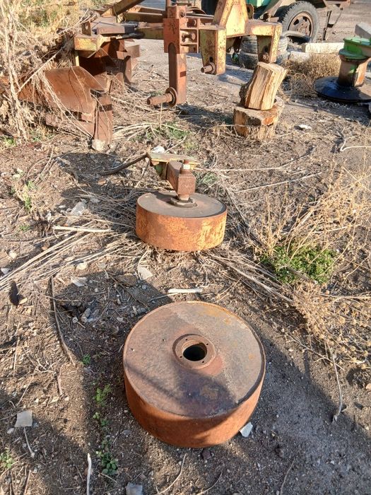 Продам Плуг 4 корпуса