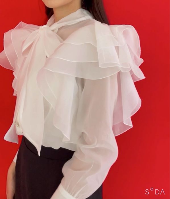 Блузка, М размер, в отличном состоянии,