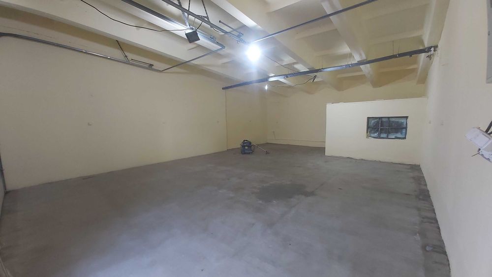 склады с офисом 65, 85м2 в городе