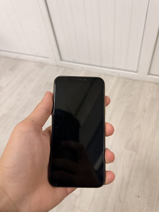 Продам Iphone 11 pro золотистый