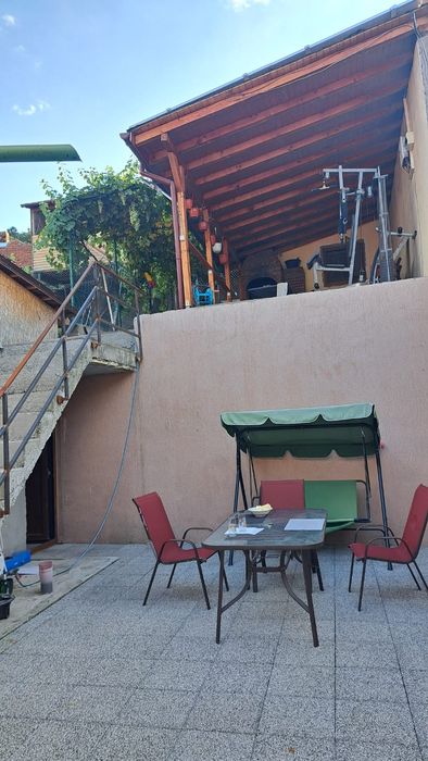 Vând casa în Orsova