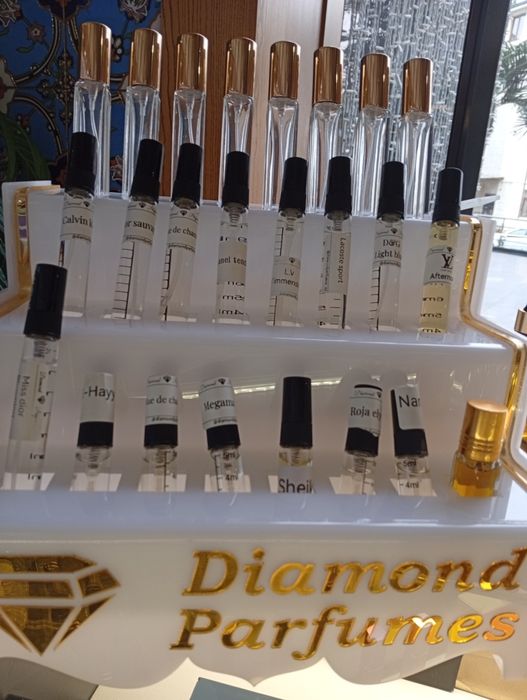 Продается духи на разлив.