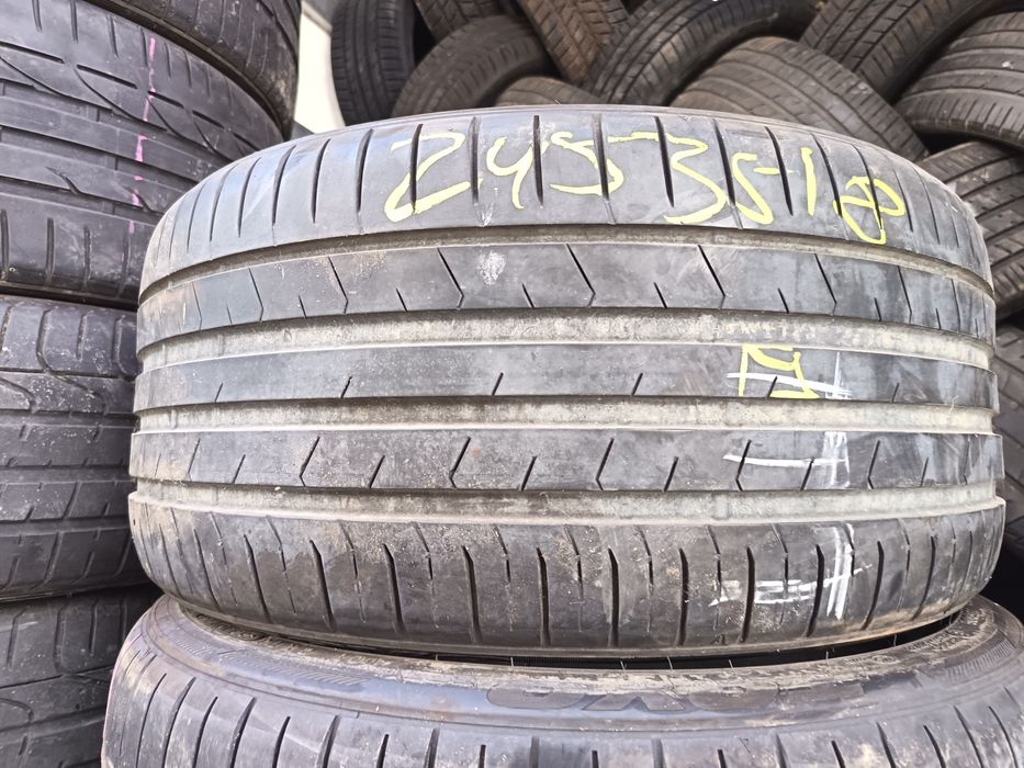 Anvelope vara 245 35 18 toyo 2019 5.7mm.
