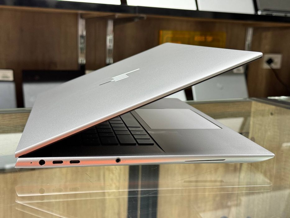 Mobile Workstation HP ZBook Studio 16 G10