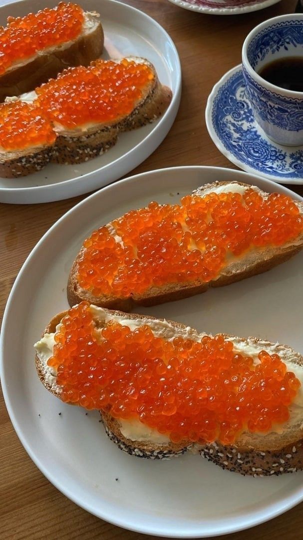Красная икра Чёрная Икра Икра в масле: 5 000 тг. - Продукты питания ...