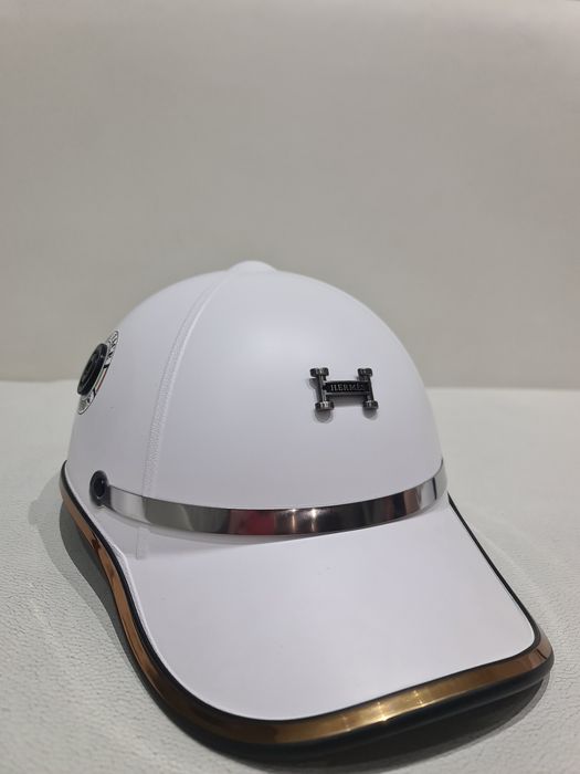 Продам защитные шлема