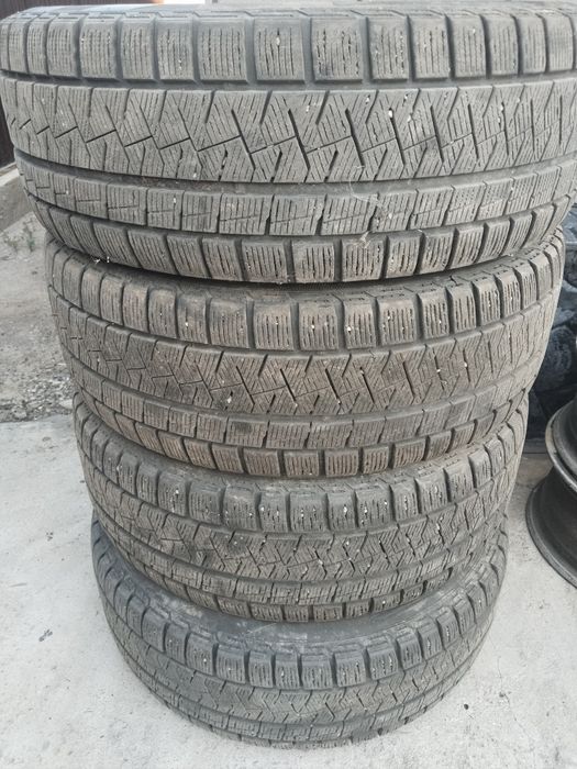 Продам зимние шины