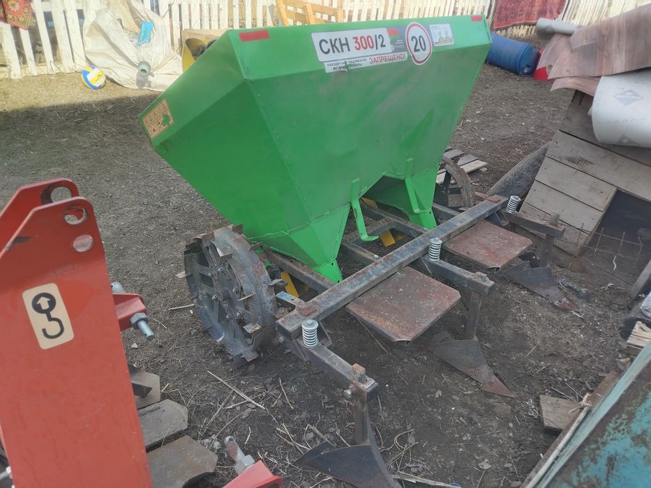 Картофелесажалка, картофелекопалка