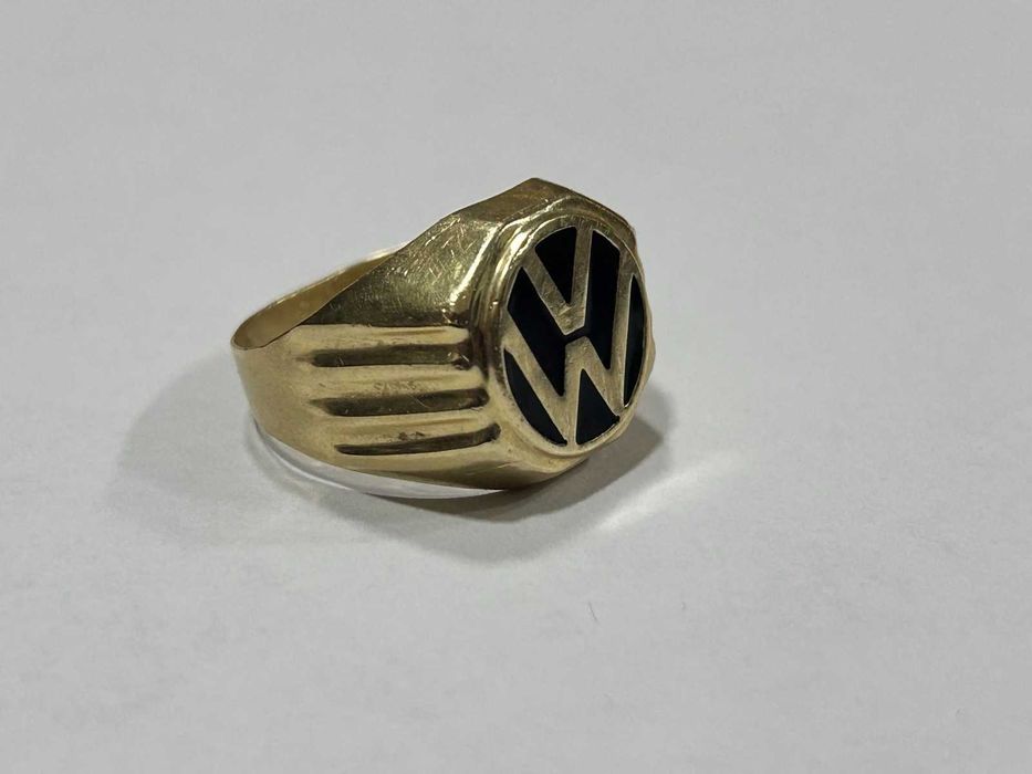 Златен пръстен 14 К 585/ 6.23 гр.