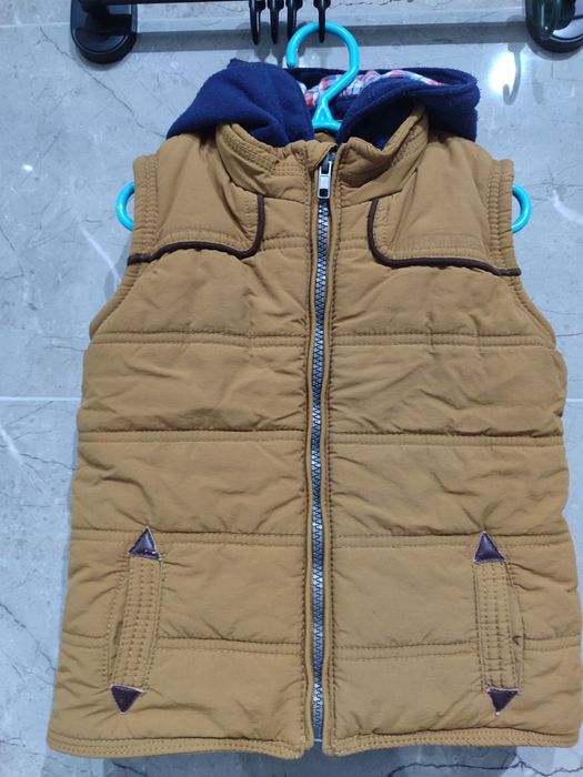 Детская жилетка для мальчика