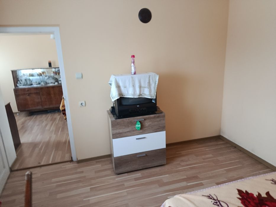 Продава се Къща в Завет - 100 кв.м за 184 €/кв.м - Снимка #5