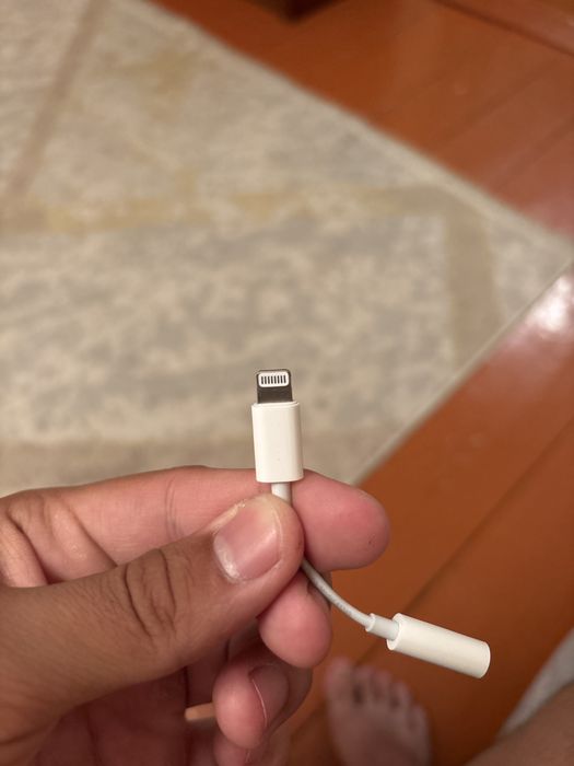 Переходник Lightning → AUX для iPhone (новый)