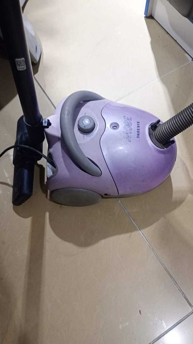 Пылесос SAMSUNG в отличном рабочем состоянии. Производство Корея