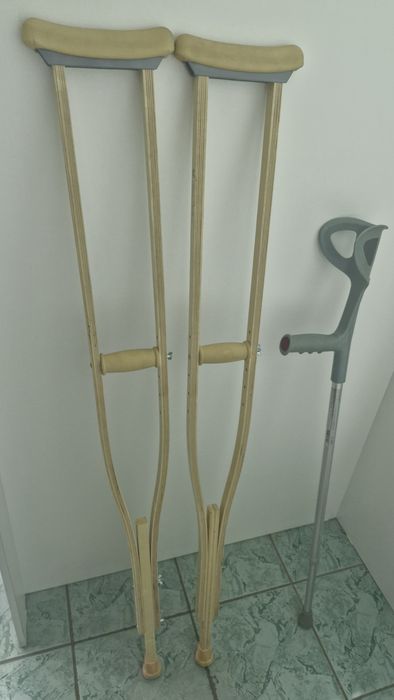 Продам    костыли