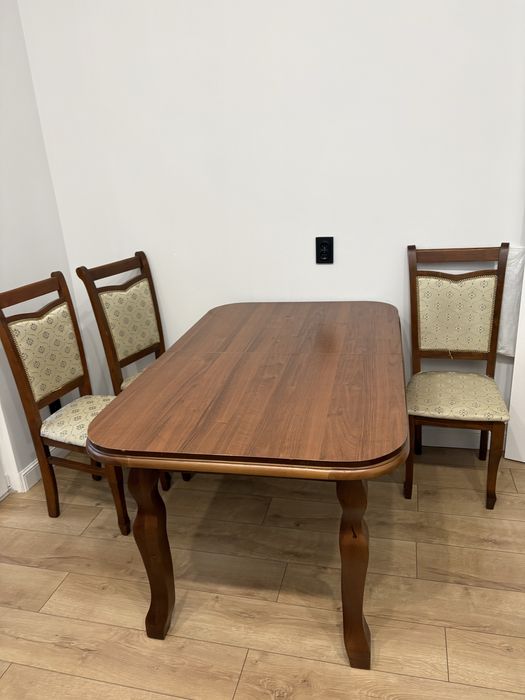 Продам кухонный стол