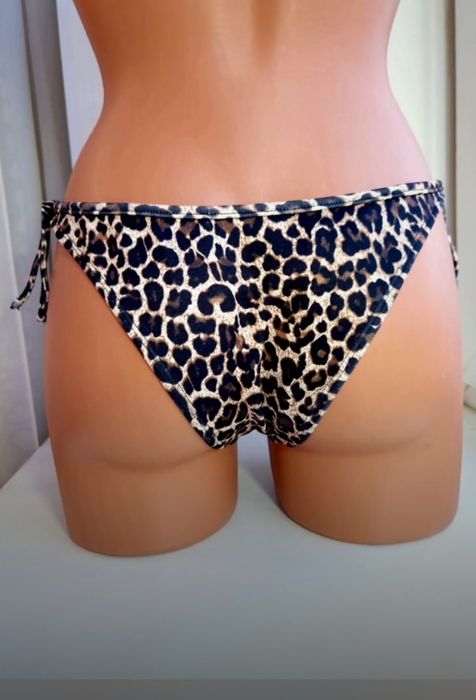 Купальник с уникальным дизайном и приятным материалом