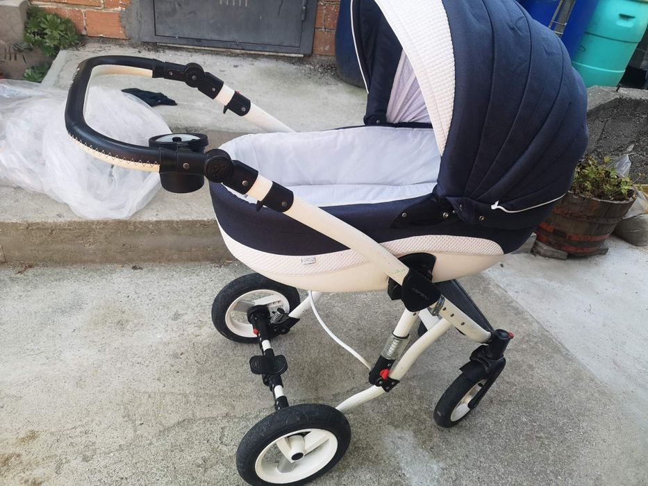 Детска количка 3 в 1