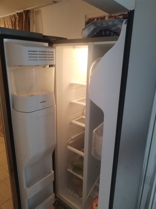 Combina frigorifica whirpool  no frost  face to face