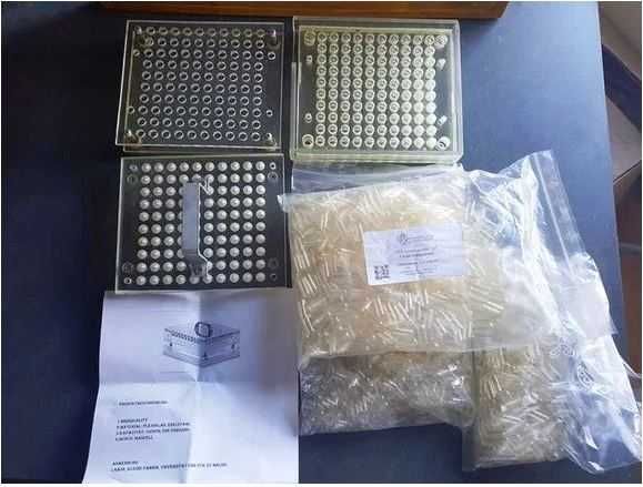 Dispozitiv de umplere a capsulelor