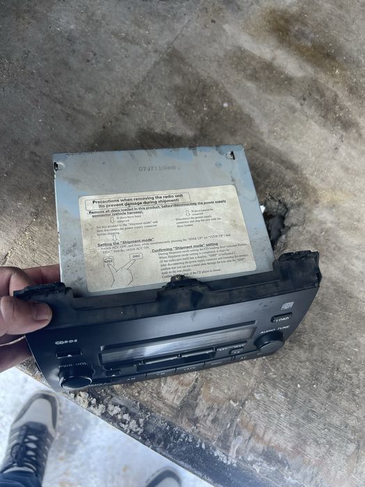 Продам шататный магнитолу