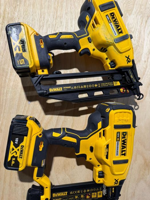 Dewalt pistol de cuie Hilti pe acumulator