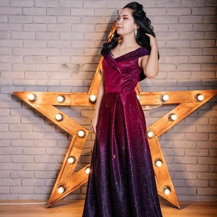 Пошив платьев вечерние реставрация качественно и недорого услуги швеи