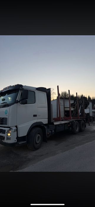 VOLVO FH 480 Forestier cu macara KESLA Z pentru padure