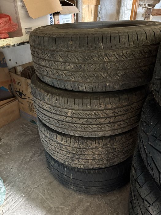 Продам резину от Прады