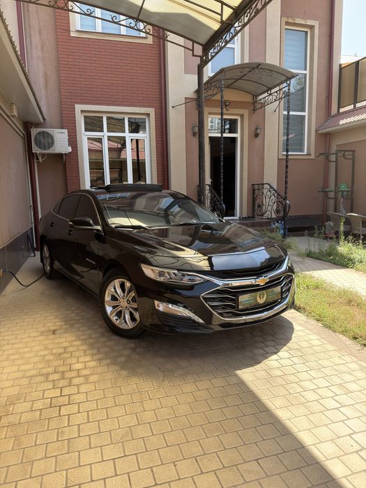 Продаеться Malibu 2 Premier