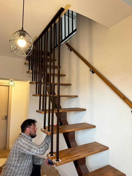 Scari metalice moderne interior/exterior la comanda