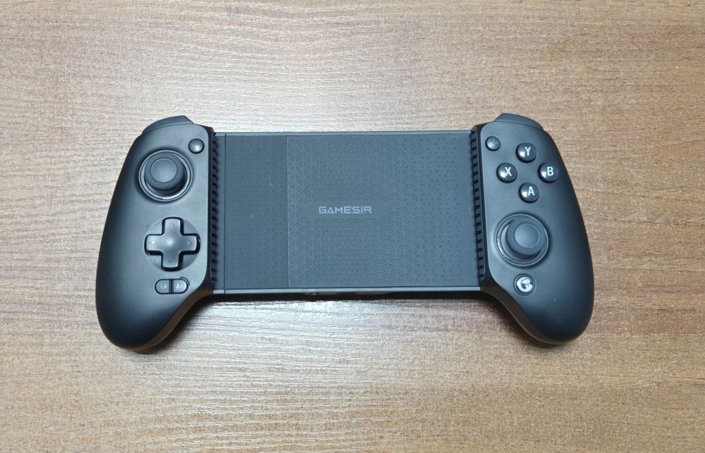Продам геймпад Gamesir g 8+