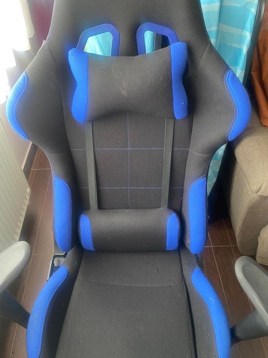 Scaun gaming negru/albastru cu perne lombare