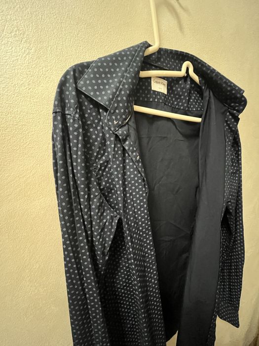 Риза Calvin Klein