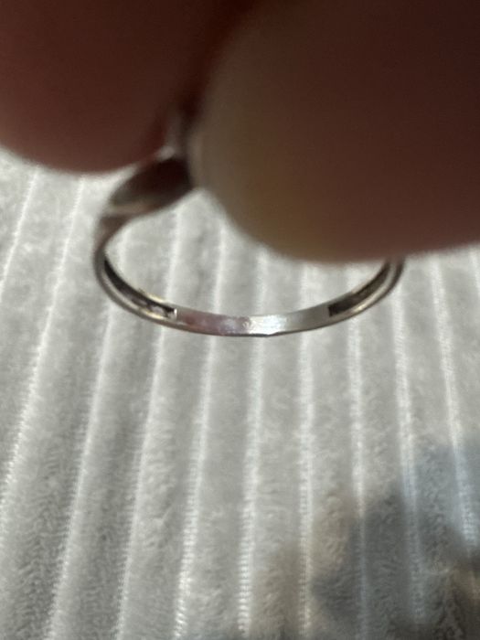 кольцо из серебра 18 рр