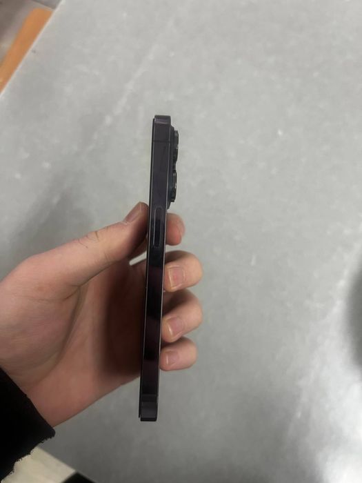 iPhone 14 pro kar dak