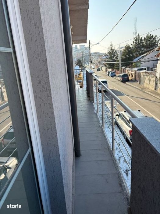 Casa P+1, 350 mp utili, teren 500 mp, zona Craiovita Noua