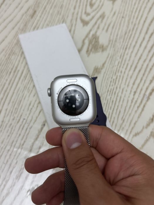 Apple Watch 11 42mm Silver
