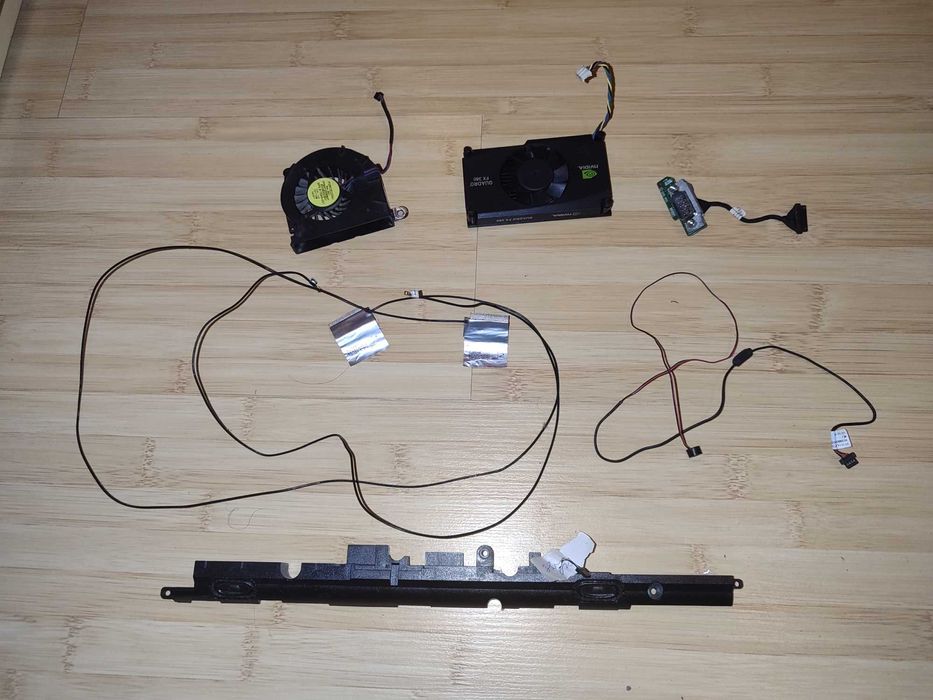 Различни части за лаптоп