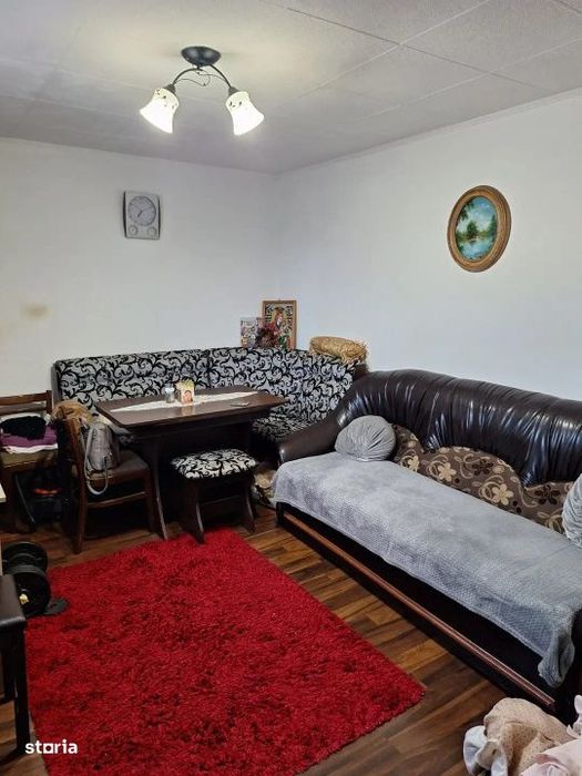 Apartament 2 camere, 33 mp, zona Bariera Valcii