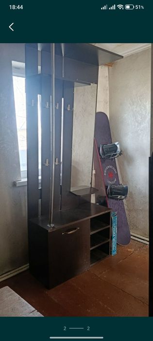 Продам прихожую срочно