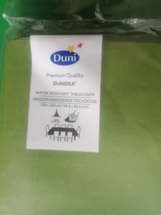 Водоотблъскваща покривка за маса