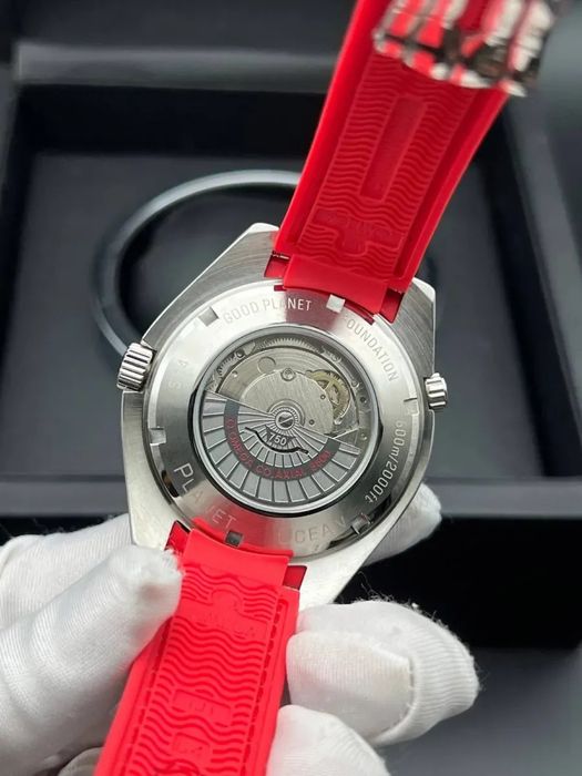 Omega Seamaster Planet Ocean